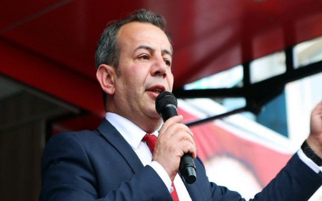 Suriyelilere yardımı kesen Başkan  hakkında soruşturma