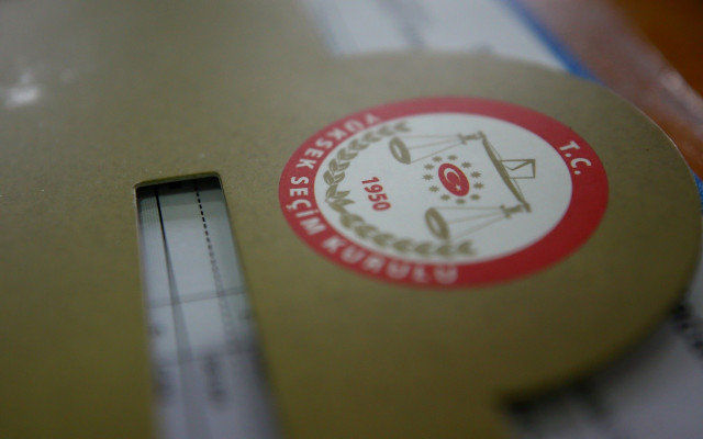 YSK, AKP'nin KHK itirazını reddetti