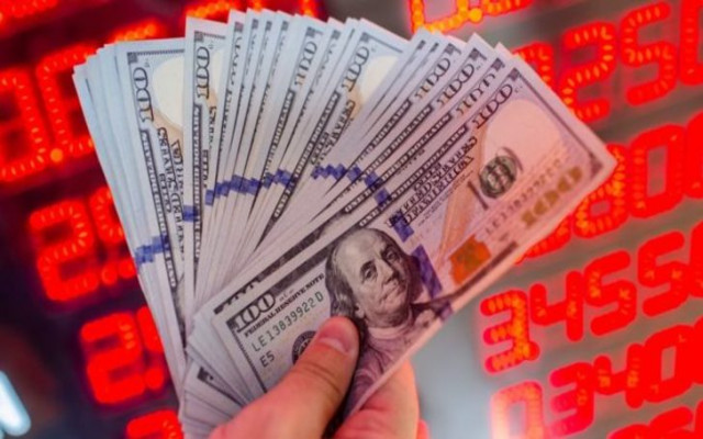 YSK kararı sonrası Dolar 6,12 TL'yi gördü