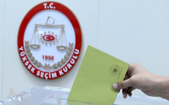 Financial Times: Türkiye vahim bir şekilde demokrasiden sapıyor