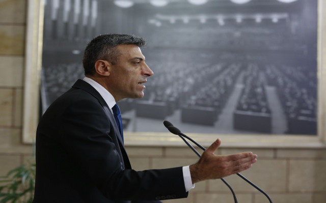 Bağımsız Milletvekili Öztürk Yılmaz: Burnuma pis kokular geliyor