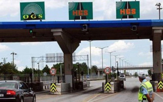 TEM'de bayram trafiği! Durma noktasına geldi