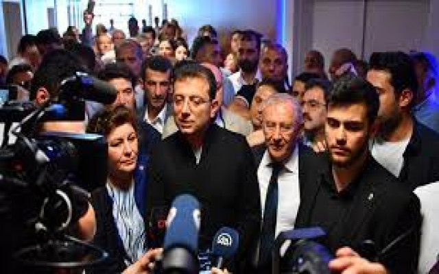 Faruk Bildirici yazdı : İmamoğlu valiye hakaret etti mi ?