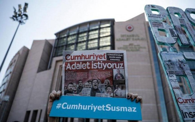 Yargıtay Cumhuriyet çalışanlarına beraat istedi