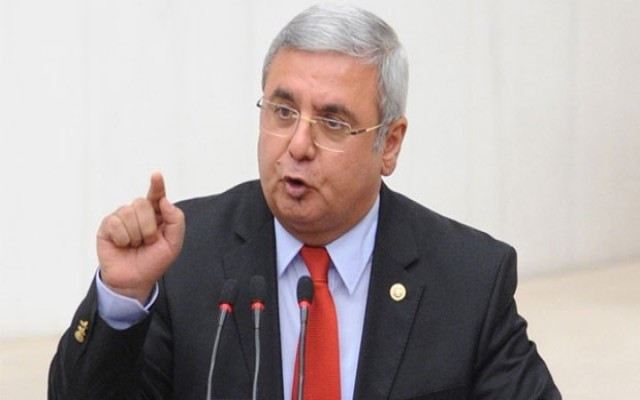 Metiner: AK Parti ömrünü tamamladı