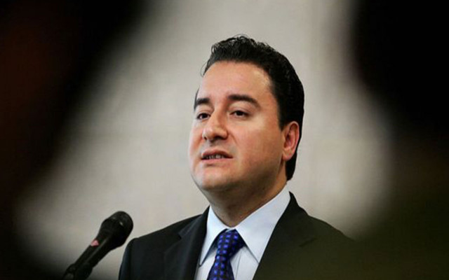 Ahmet Hakan: Babacan seçim yapmak zorunda...