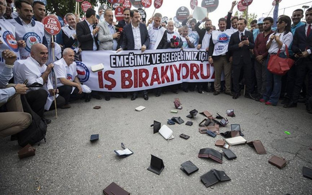 Hükümetle memur zamda anlaşamadı
