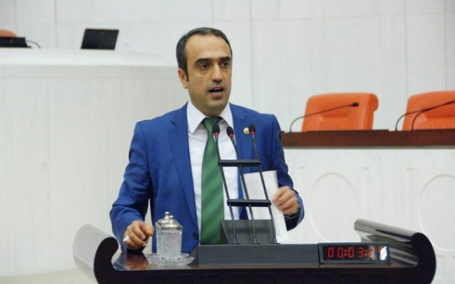 AK Parti'den bir istifa daha: Başkaldırıyorum