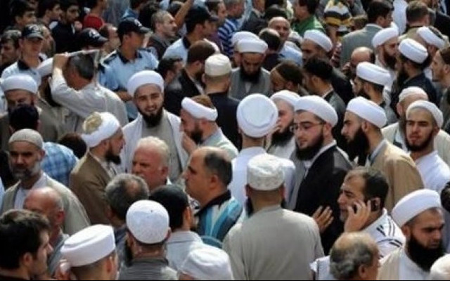 Sait Çamlıca: Cemaatler Babadan oğula geçen aile şirketleridir