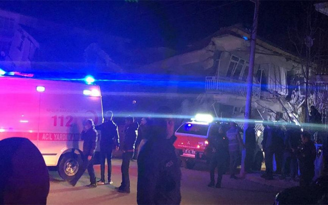 Depremin ardından öğrencilere çağrı