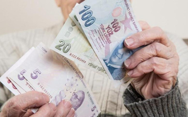 İki dev bankaya büyük ceza