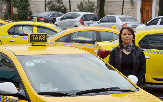 İstanbul'un Şoför Nebahat'i yollarda