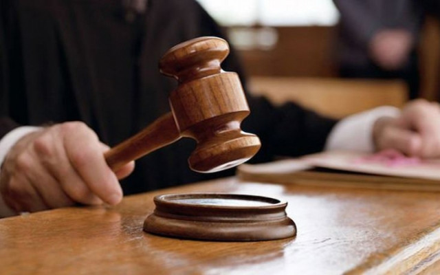 Dikkat! Benim vergilerimle maaş alıyorsun demek hakaret