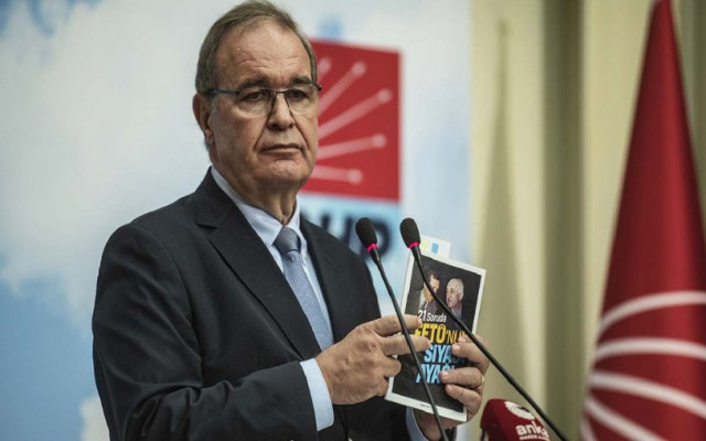 CHP'nin yasaklanan kitapçığında neler var?