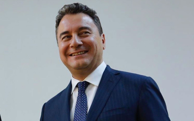 Ali Babacan iyileşti, sahaya iniyor
