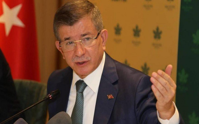 Davutoğlu: Ülkeyi Bahçeli mi yönetiyor?