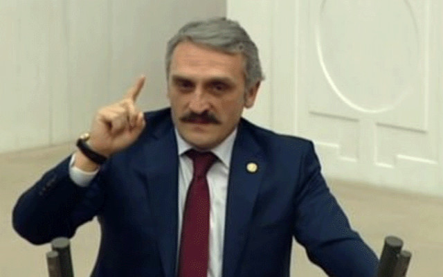 AKP'li Yeliz'den İlyas Salman'a: Figüran