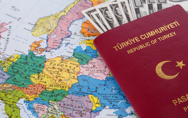 Parayla Türk vatandaşı oldular