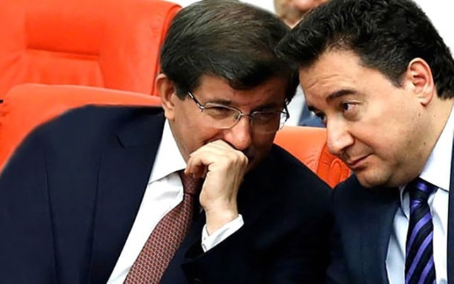 AKP'de Davutoğlu ve Babacan önlemi