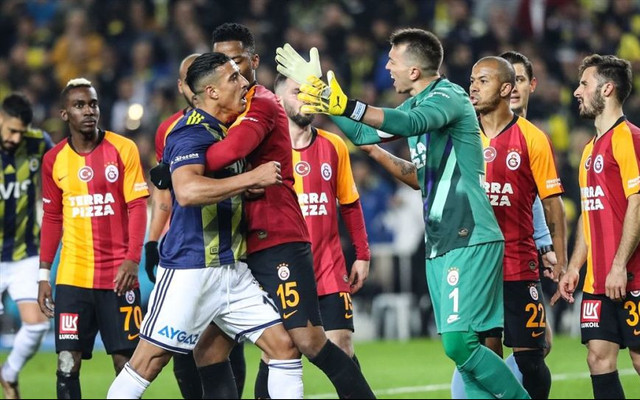 Galatasaray Kadıköy'de 21 yıl sonra güldü!