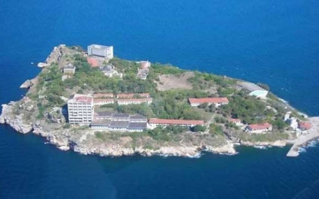 Öcalan'ın tutulduğu İmralı Adası'nda yangın çıktı