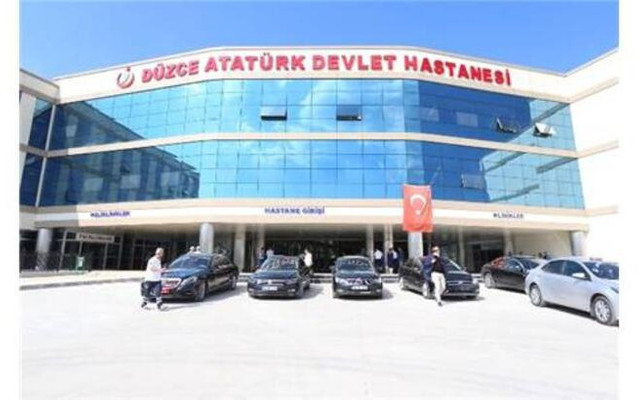 Doktora yumruklu saldırı