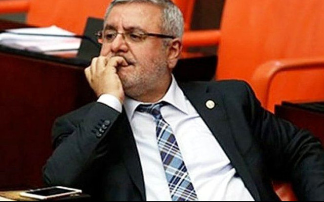 AKP'li Mehmet Metiner Diyanet'i yerden yere vurdu!