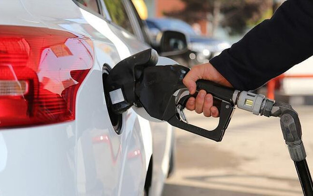 El insaf! Petrol fiyatları dibi gördü