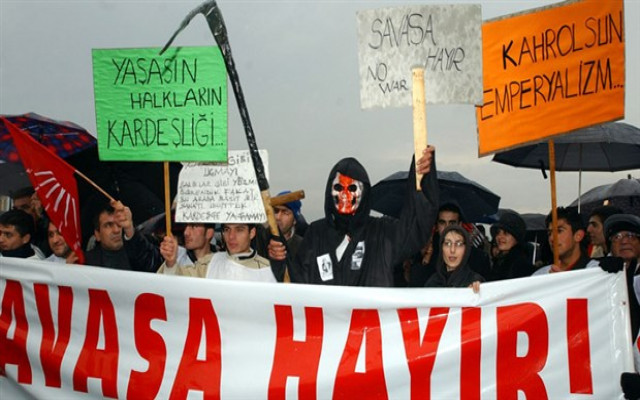 Savaşa Hayır demek yasak