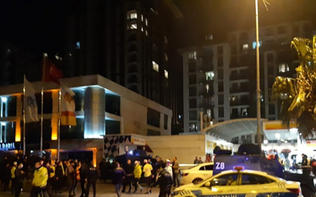 Beyoğlu’nda polise silahlı saldırı