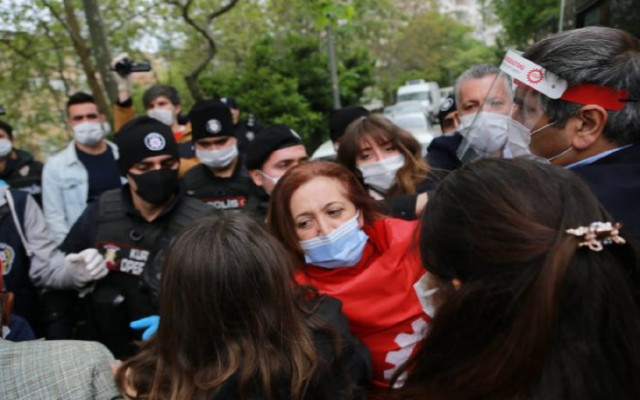 DİSK Başkanı Çerkezoğlu ve 25 işçi gözaltına