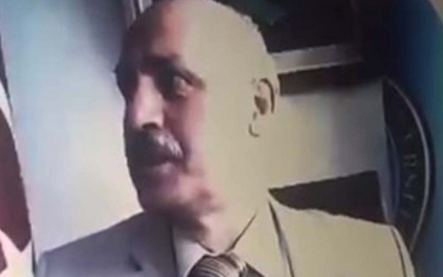 Gazi Dekanından skandal sözler:Kızların resimlerini de görüyoruz..