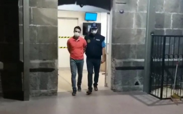 Ankara ve İzmir'de eşzamanlı operasyon