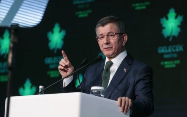 Davutoğlu: Fetö'nün yaptığını bugün hükümet yapıyor