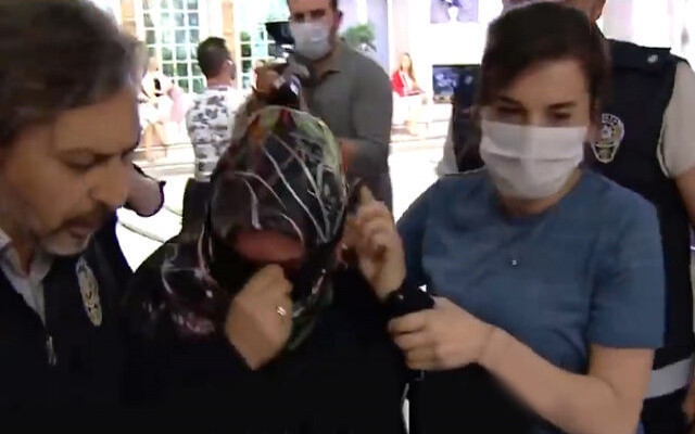 Esra Erol'da canlı yayında skandal