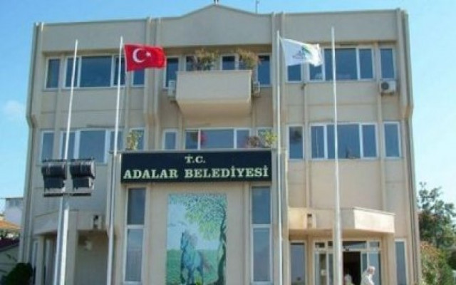 Adalar Belediyesi'ne silahlı saldırı!