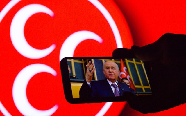 Son ankette MHP'ye büyük şok...