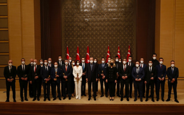 Erdoğan'la fotoğraf çektirmek pazarlandı iddiası