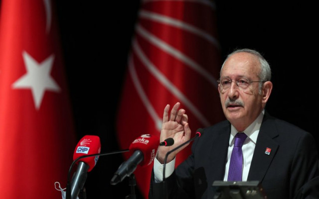 Kılıçdaroğlu ev emekçisi kadınların dertlerini dinledi