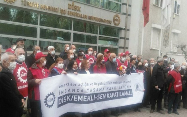 DİSK: En Düşük Emekli Aylığı Asgari Ücret Düzeyinde Olmalı