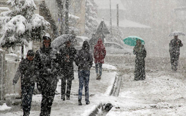 İstanbul'aTipi Geliyor; Sıcaklık Eksi 3'e Düşecek!