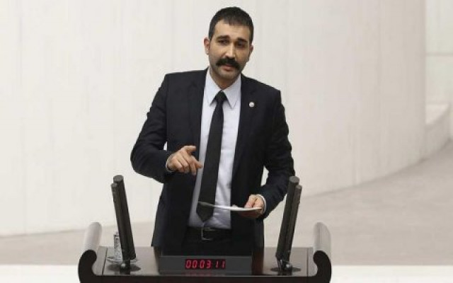 Barış Atay'dan AKP'li Zengin'e: Daha aşağılık bir açıklama zor duyarız