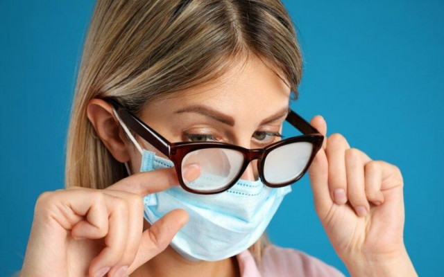 Gözlük Kullananların Virüse Yakalanma Riski Daha Az