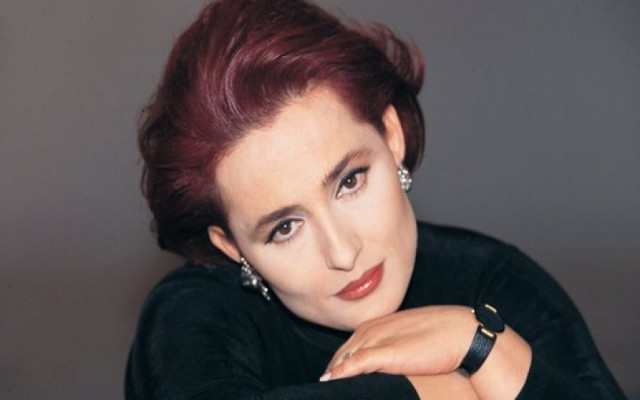 Hüner Coşkuner'in Vasiyeti: Beni küpelerimle gömün