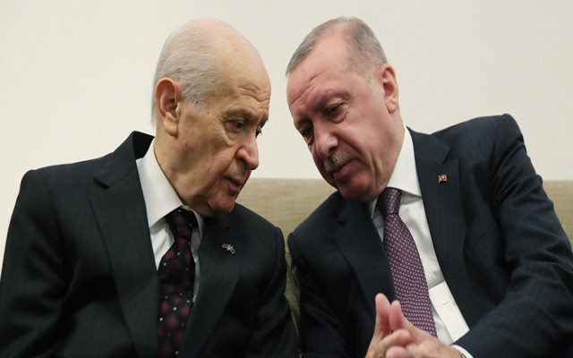 Şubat Ayı Anketinde MHP'ye Büyük Şok