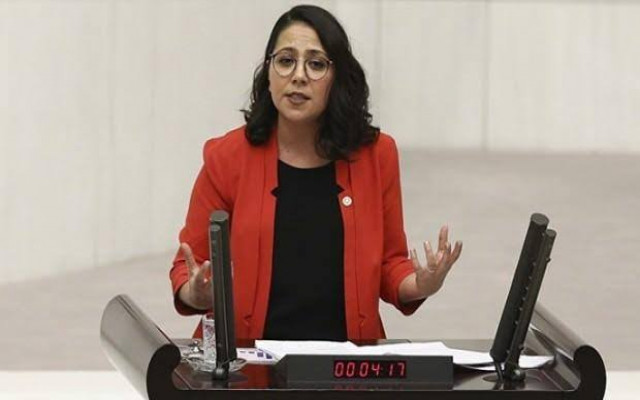 CHP’li Kadıgil İstifa Etti