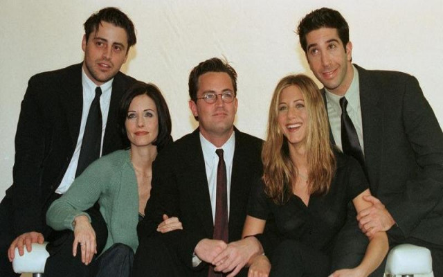 Çin Friends Dizisini De Sansürledi