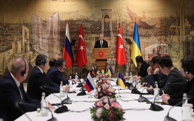 Ukrayna Krizindeki Rolu AKP'nin Oy Oranını Arttırdı