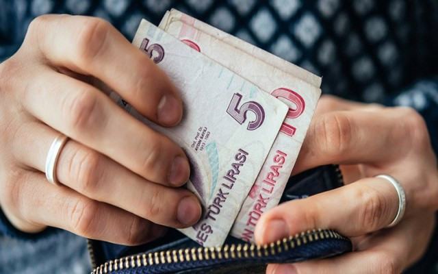 Devletten Düşük gelirli çalışan ve emekliye destek
