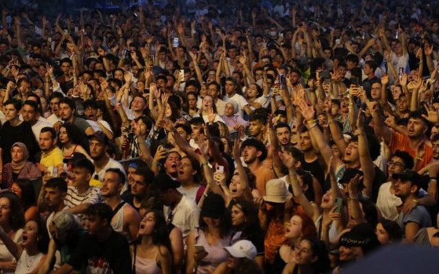 Festival Yasaklamaya Güvenlik Kılıfı